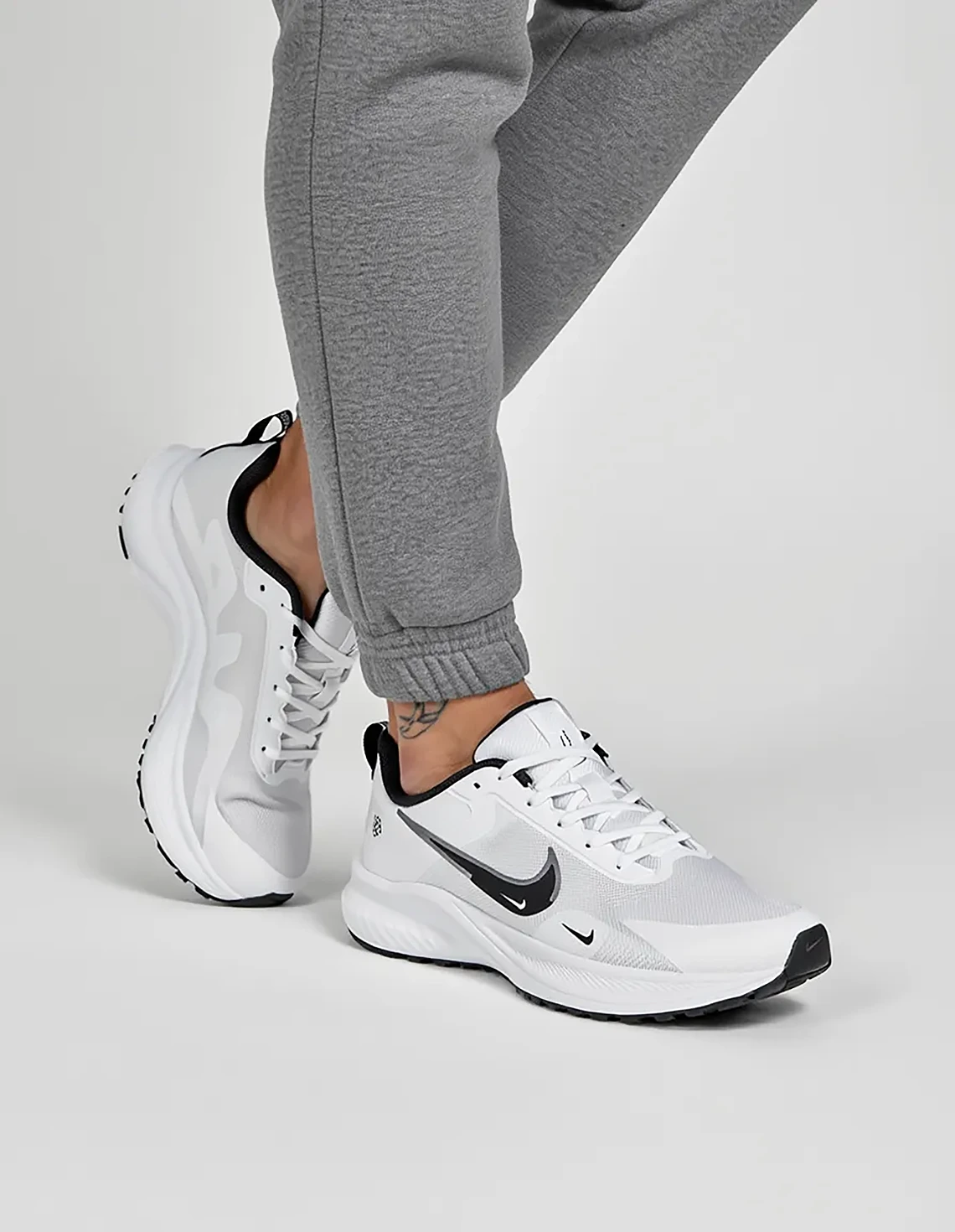 کتونی دویدن Unisex نایک Nike Run Active U